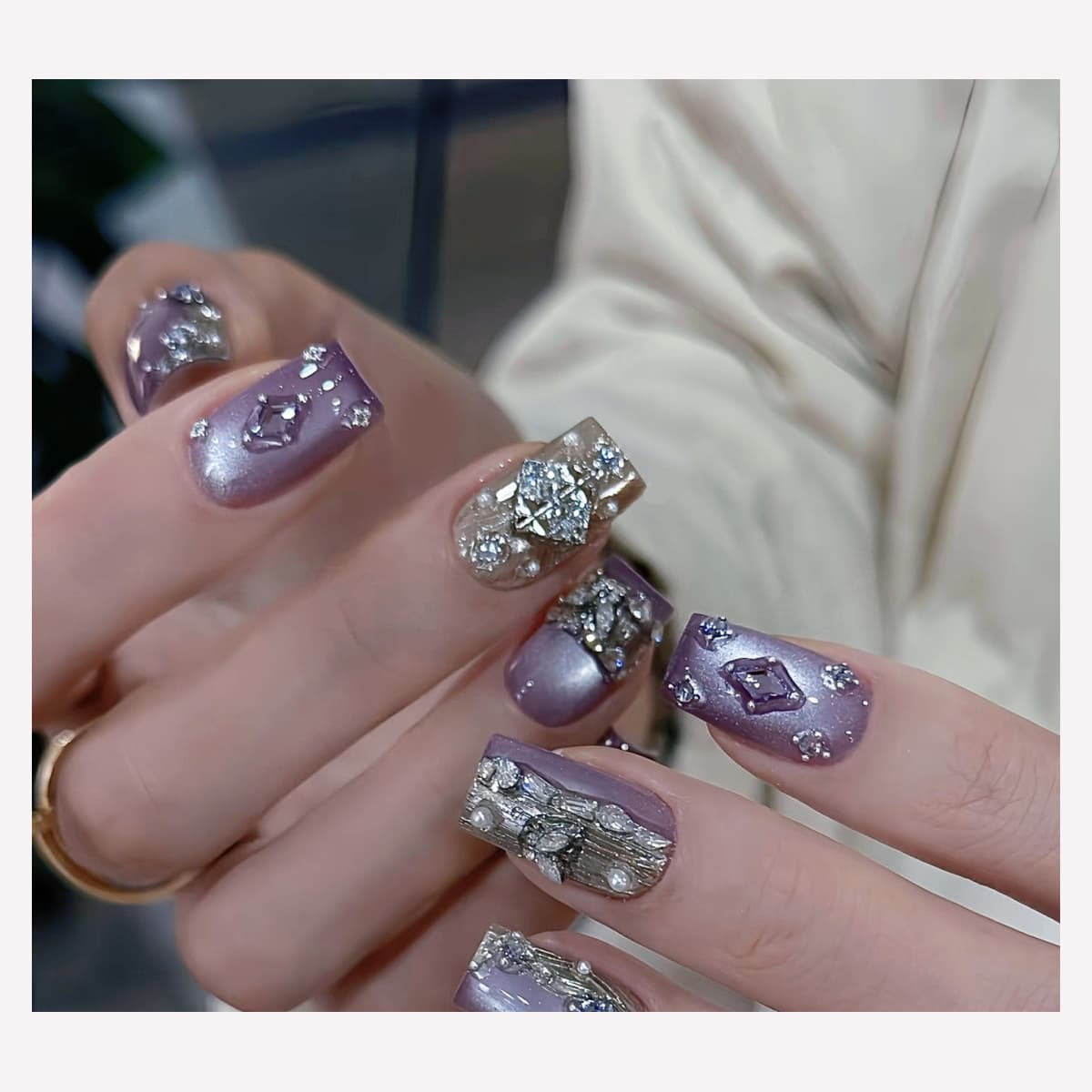 Grape Purple Cat-Eye Crystal Press-On Nails — 10-Piece Set image
